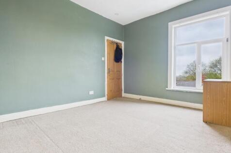 CAM03729G0-PR0165-STILL003