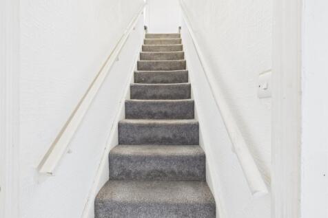 CAM03729G0-PR0169-STILL012