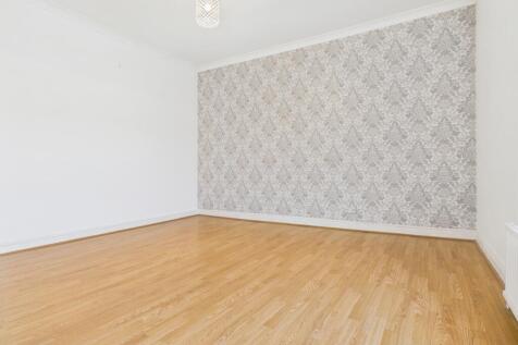 CAM03729G0-PR0169-STILL015