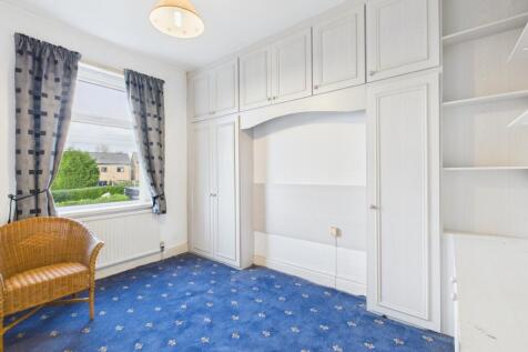 CAM03729G0-PR0171-STILL040