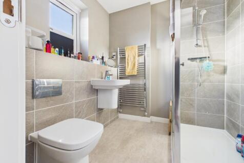 CAM03729G0-PR0177-STILL005