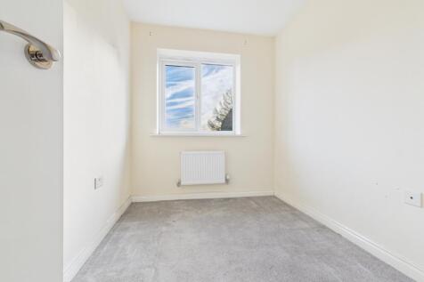 CAM03729G0-PR0178-STILL006