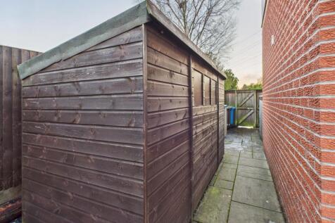 CAM03729G0-PR0181-STILL036