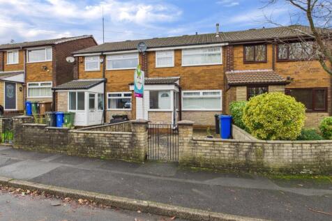 CAM03729G0-PR0183-STILL001