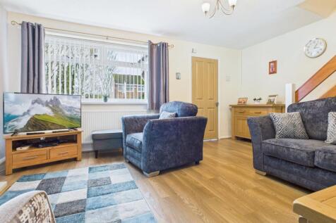 CAM03729G0-PR0183-STILL013