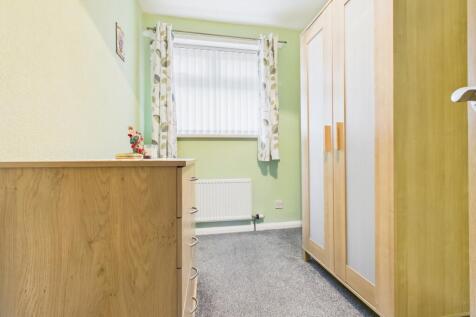 CAM03729G0-PR0183-STILL003