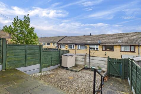 CAM03729G0-PR0183-STILL017