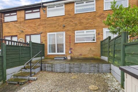 CAM03729G0-PR0183-STILL019