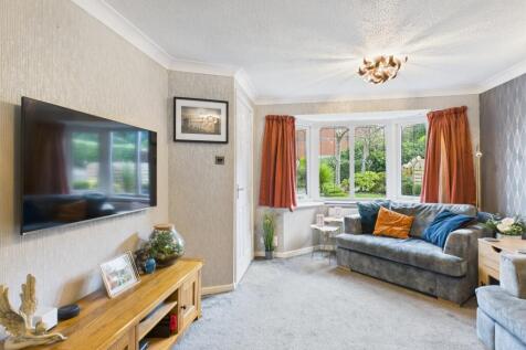 CAM03729G0-PR0185-STILL002