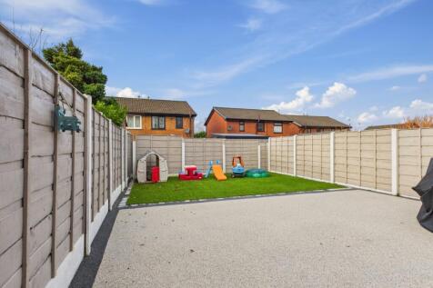 CAM03729G0-PR0186-STILL017