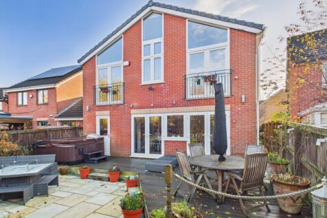 CAM03729G0-PR0188-STILL017