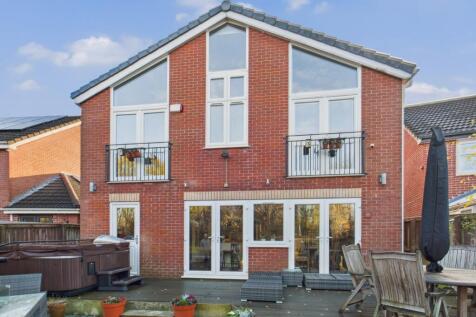 CAM03729G0-PR0188-STILL019