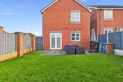 CAM03729G0-PR0193-STILL031