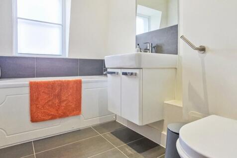 family bathroom north lane