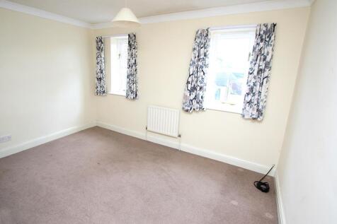 Bedroom 1.jpg