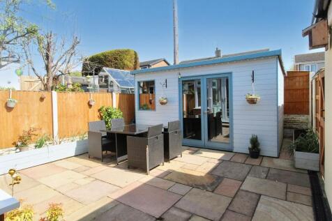 Summer House/ Garden Room