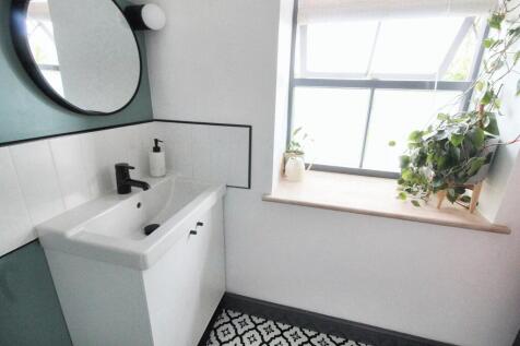 En Suite One