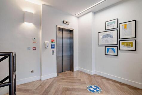 8626600interior22800.jpg