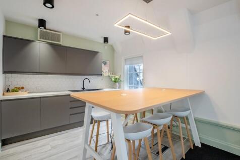 8652076interior08.jpg
