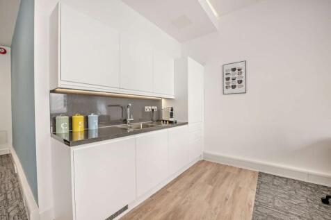 8572388interior03800.jpg