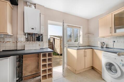 Kitchen into courtyard