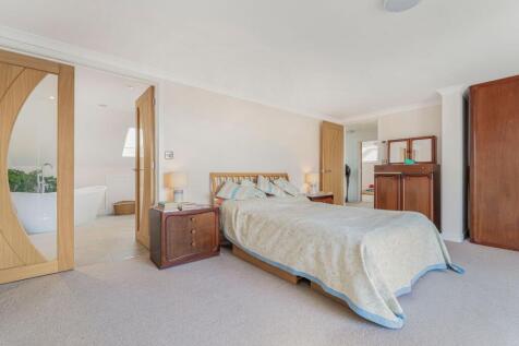 Main bedroom