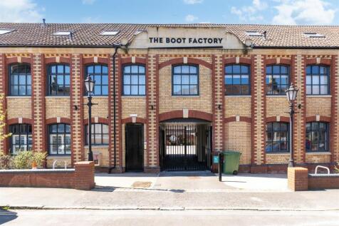 26-The-boot-Factory-BS5-8SB-27.jpg