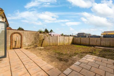 16-Bonnington Walk BS7 9XD-9.jpg