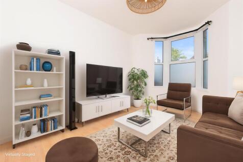 336-Whitehall-Road-BS5-7BW-2 - Living Room - Stand
