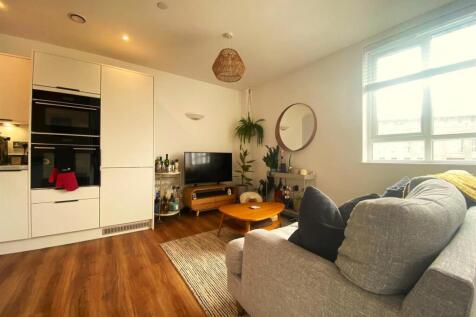 New living room .jpeg