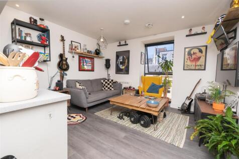 Flat-18-28-Baldwin-Street-BS1-6.jpg