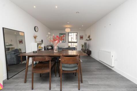 Flat-9-28-Baldwin-Street-BS1-10.jpg