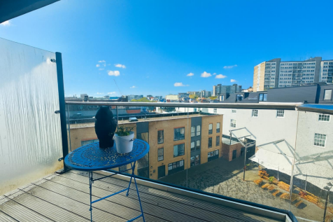 Image Oct 28, 2025, 11_45_19 AM.png