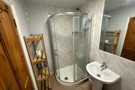 WhatsApp Image 2025-11-25 at 08.47.35_3598a97b.jpg