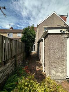 WhatsApp Image 2025-11-25 at 08.47.35_702799ab.jpg