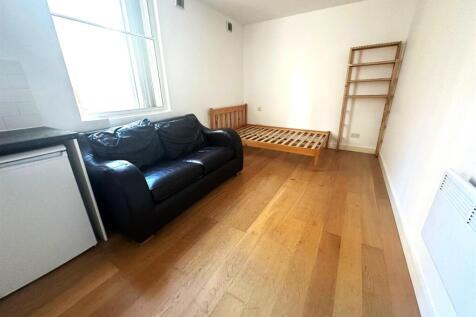 WhatsApp Image 2025-11-25 at 11.29.41_63d7a93e.jpg