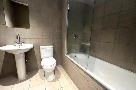 WhatsApp Image 2025-11-25 at 11.29.41_b00e9c46.jpg