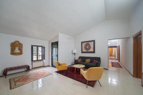 living room 1 floor