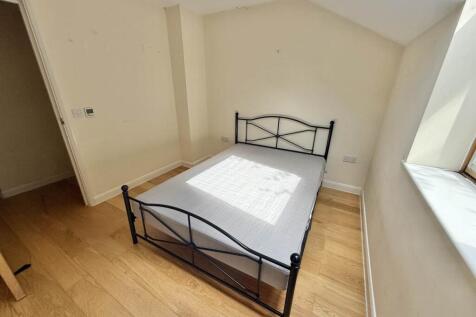 bedroom 22
