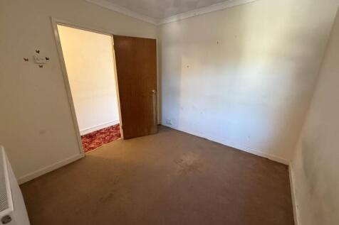 bedroom 22