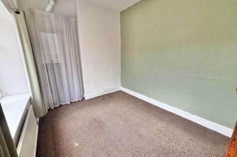 bedroom 22