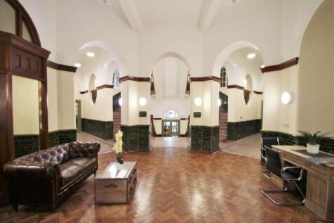 communal entrance ha