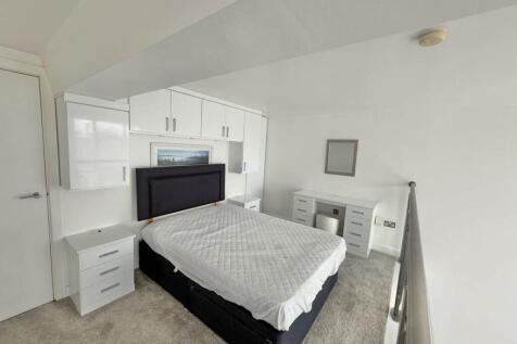Master bedroom 1