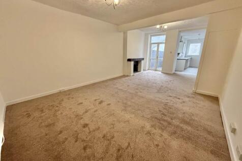 second reception roo