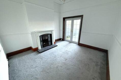 second reception roo