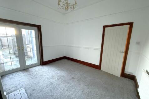 second reception roo