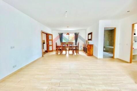 Dining room - 4 bedroom villa with large plot - Sao Bras de Alportel