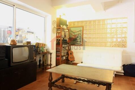 Large room basement - Faro