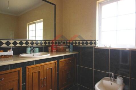 Bathroom of bedroom 5 - 6 bedroom villa with pool and garage - Quarteira