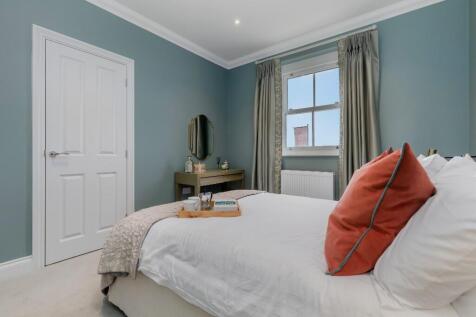 Previous Show home